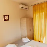 De N.a.p.e Apartament Hanioti