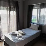 De N.a.p.e Apartament *