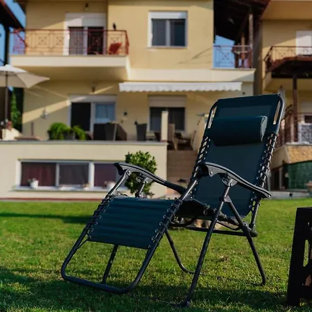 Apartment De N.a.p.e Hanioti