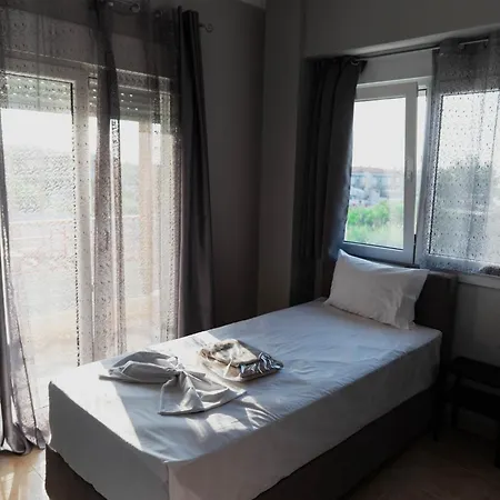 De N.a.p.e Apartman *